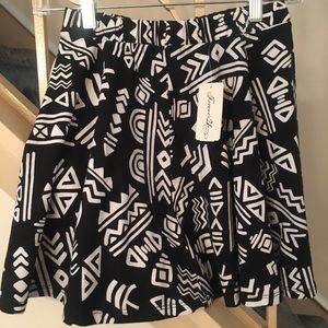 Black and White Skirt 🖤🤍